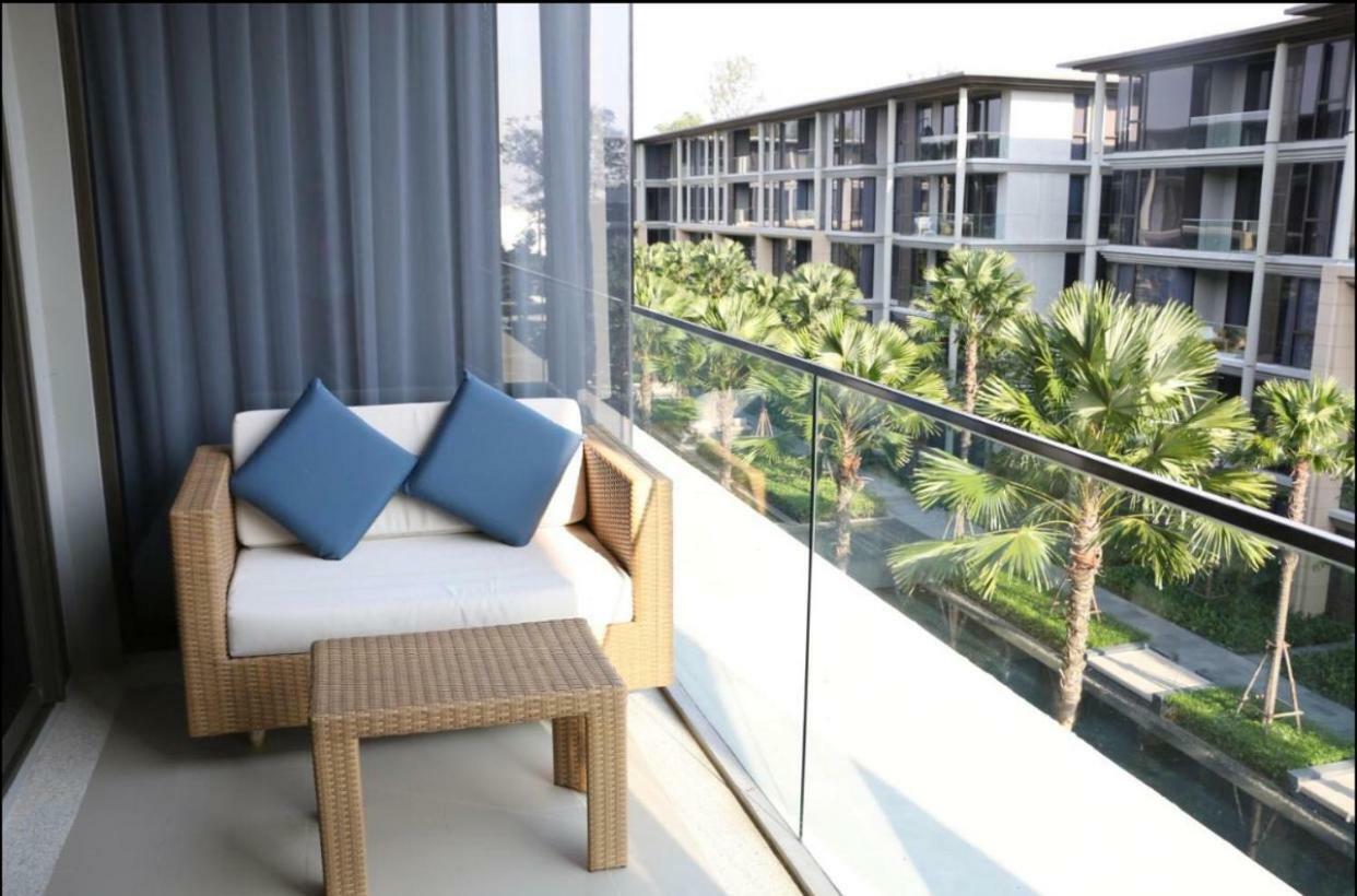 Baan Mai Khao Aparthotel Exterior photo